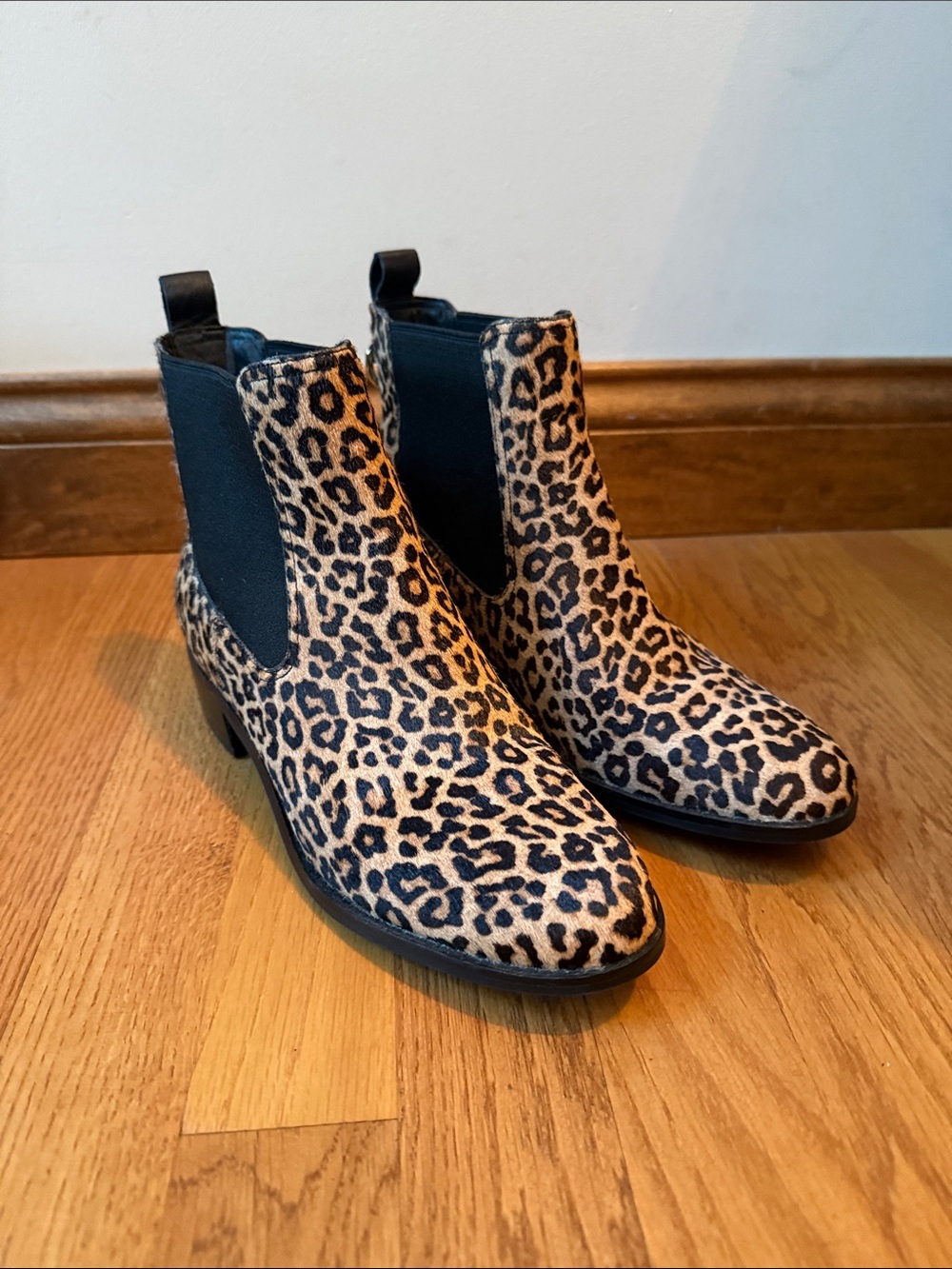 Cole Haan Cheetah Print Calf Fur Boots Size 7.5B
